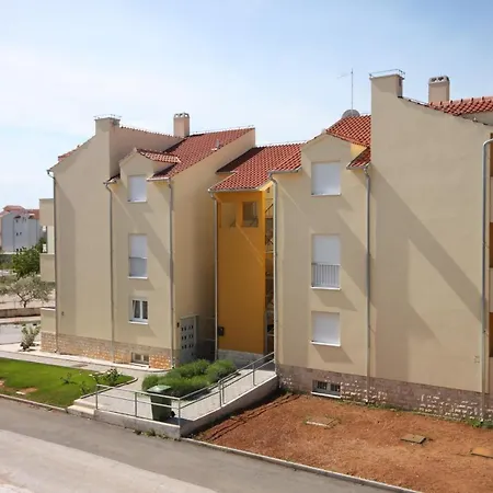 Appartement With A Parking Space - 6183