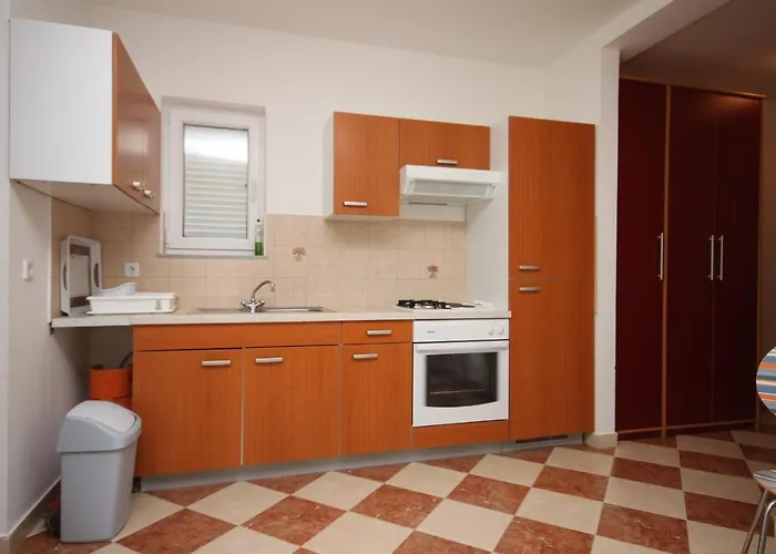 Apartamento With A Parking Space - 6183 Vodice