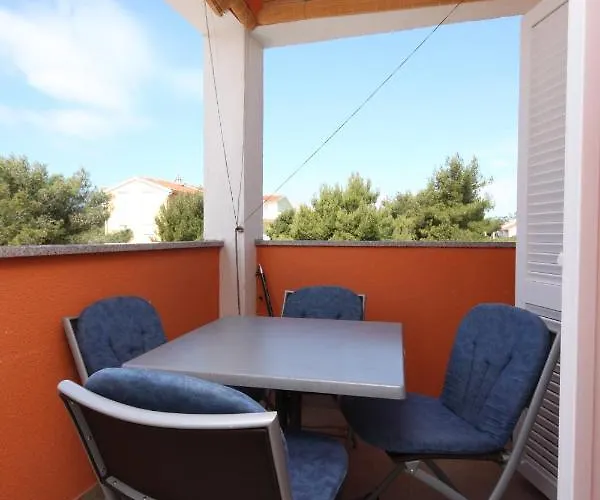 With A Parking Space - 6183 * Vodice